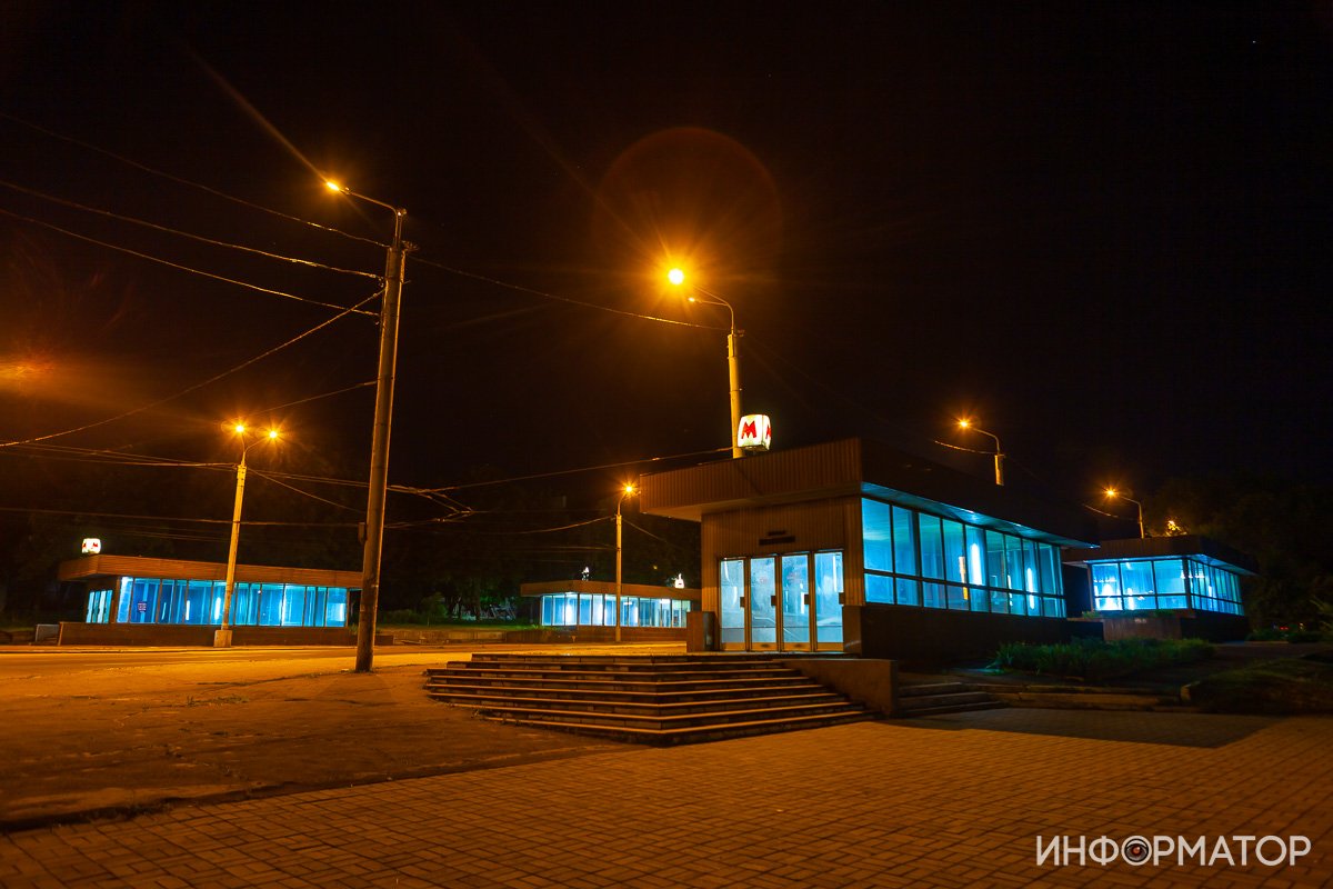 На проспекте Нигояна находится две из шести станций метро На проспекте Нигояна находится две из шести станций метро