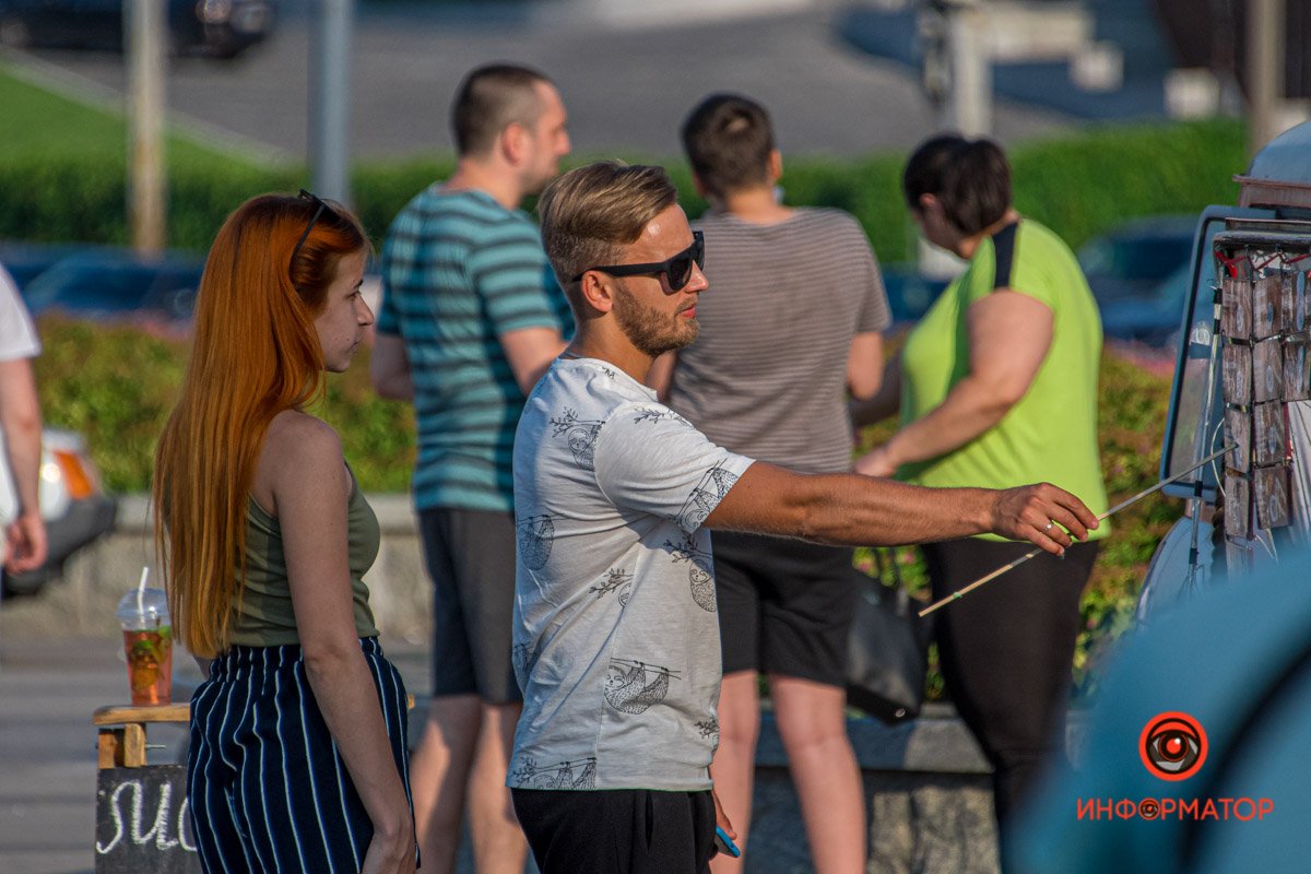 Как жители Днепра провели День молодежи 2020 3