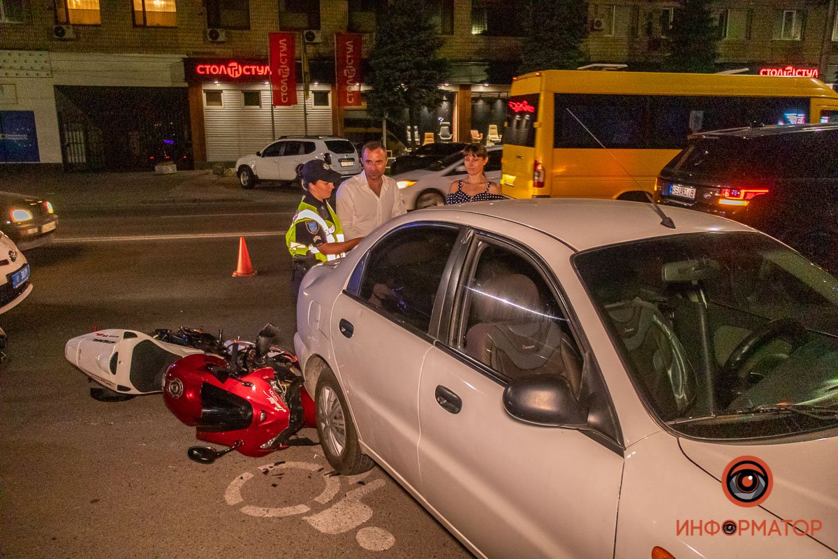 На месте работают правоохранители