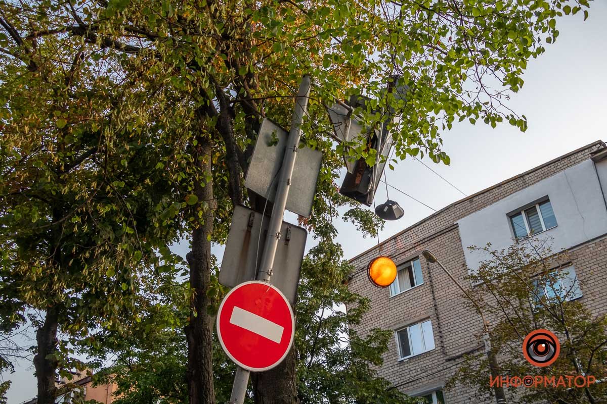 Opel пытался повернуть на Воскресенскую