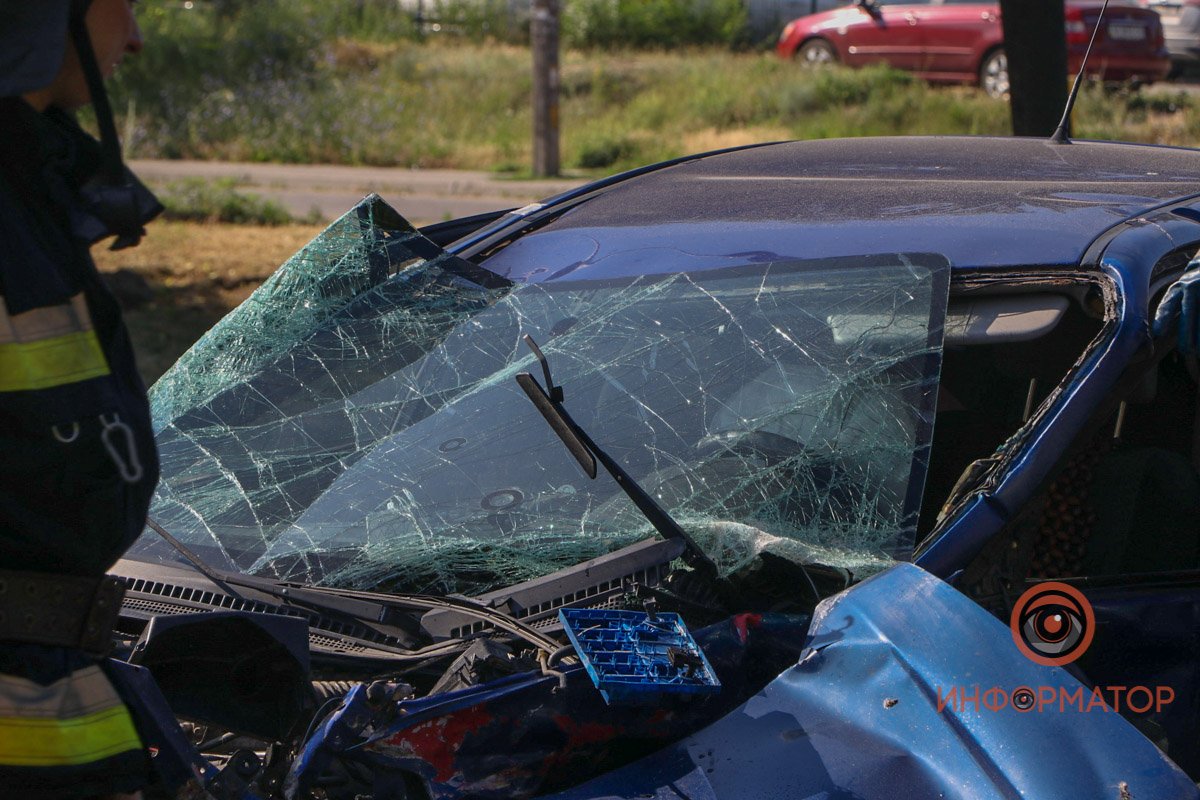 Пострадала женщина-водитель Mazda Пострадала женщина-водитель Mazda