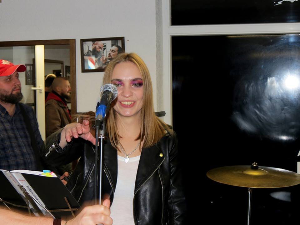 15139709_1351946664817190_282420323_n