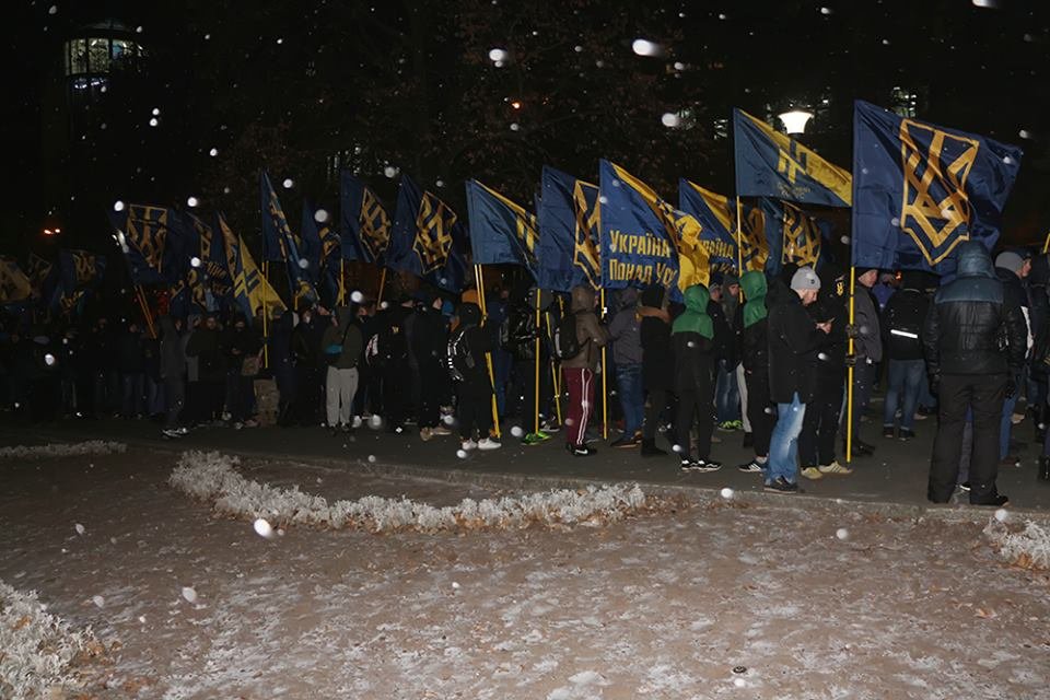 15301215_1366065563405300_1343665186_n