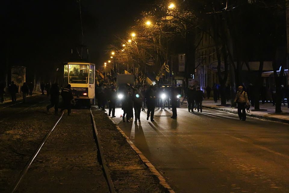 15281927_1366065556738634_349652881_n