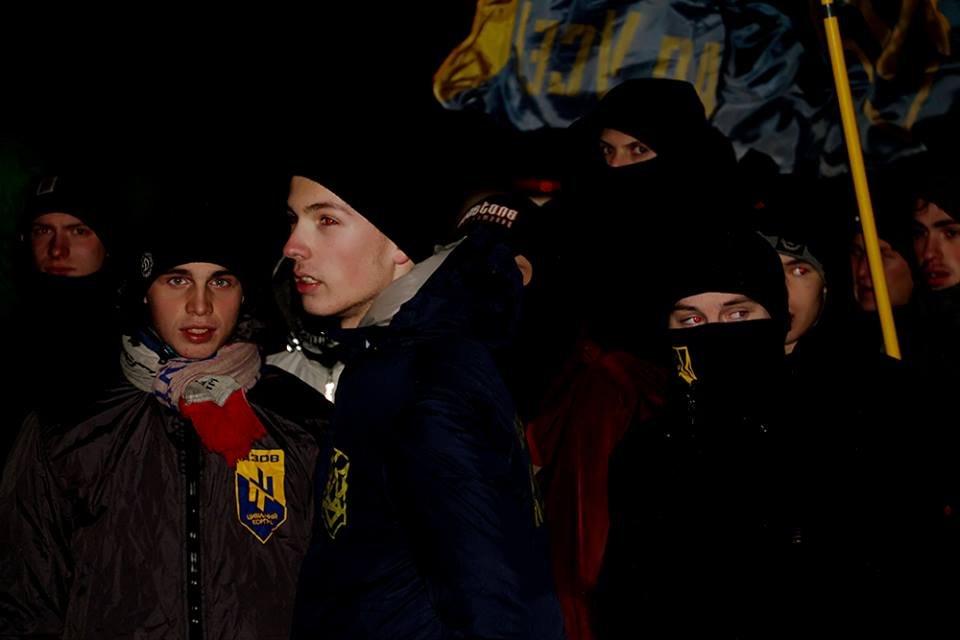 15328251_1366065523405304_396642593_n