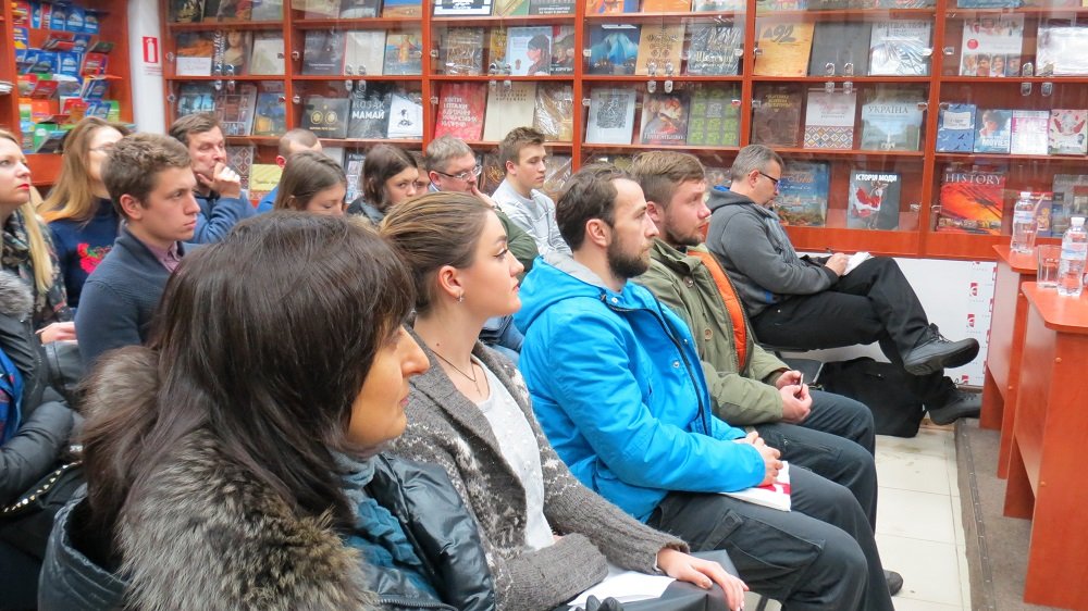 Жадан и собаки в Днепре: это одна канава, которую мы копаем много лет (ФОТО, ВИДЕО) 2