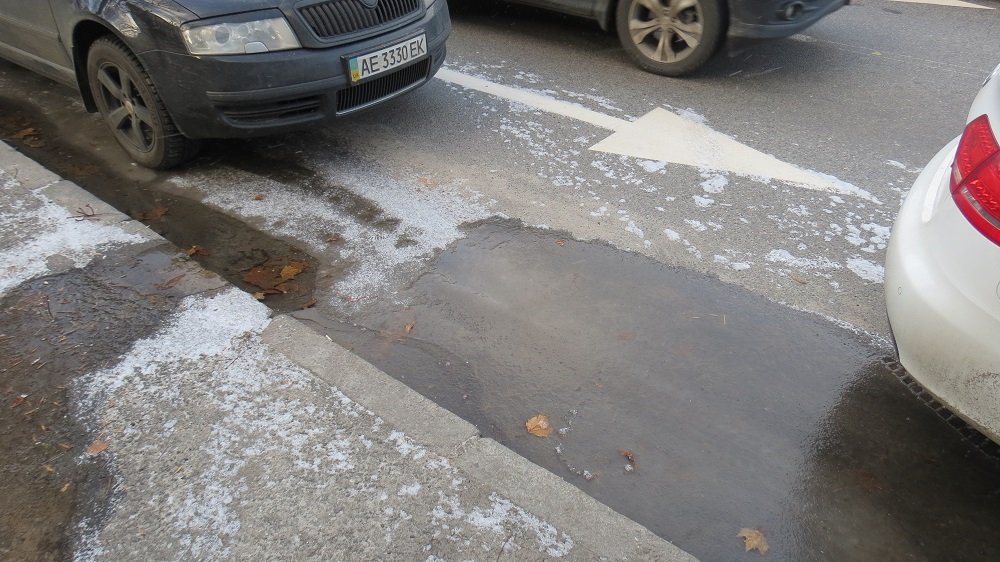 Что делать, если на улице прорвало водопроводную трубу (ФОТО) 2