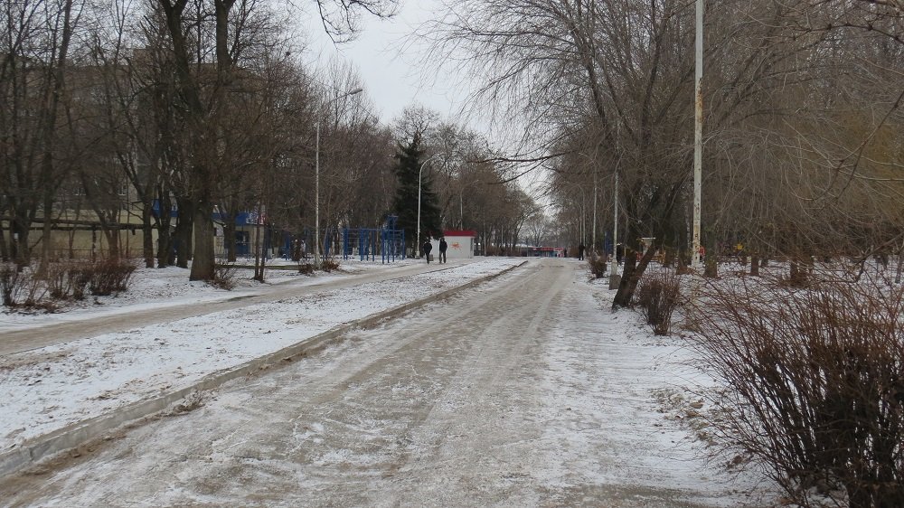 Нелегальный МАФ или законная постройка: что установили в сквере Писаржевского (ФОТО) 1