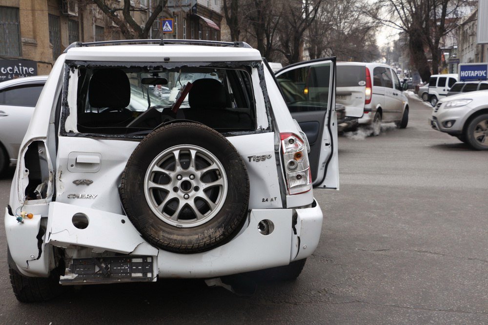 Авария на два квартала: по центру Днепра мчался трактор без тормозов (ВИДЕО, ФОТО) 7
