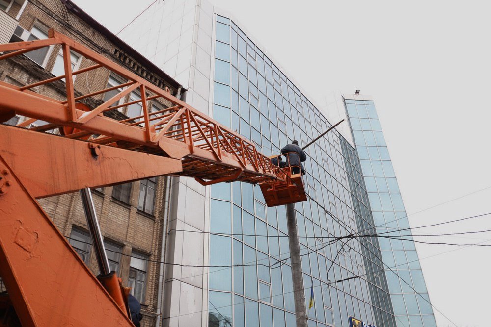 Авария на два квартала: по центру Днепра мчался трактор без тормозов (ВИДЕО, ФОТО) 15