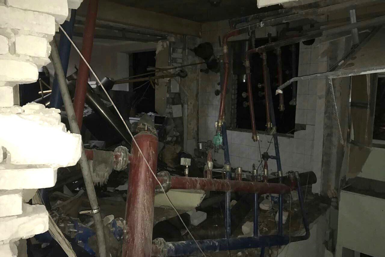 В Днепре из-за взрыва горело здание завода (ФОТО) 2