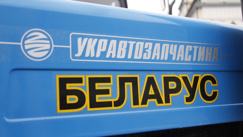 В Днепре показали новую технику для уборки тротуаров (ФОТО, ВИДЕО) 8