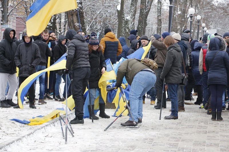 Почему митингующие перекрыли проспект Яворницкого (ФОТО, ВИДЕО) 8