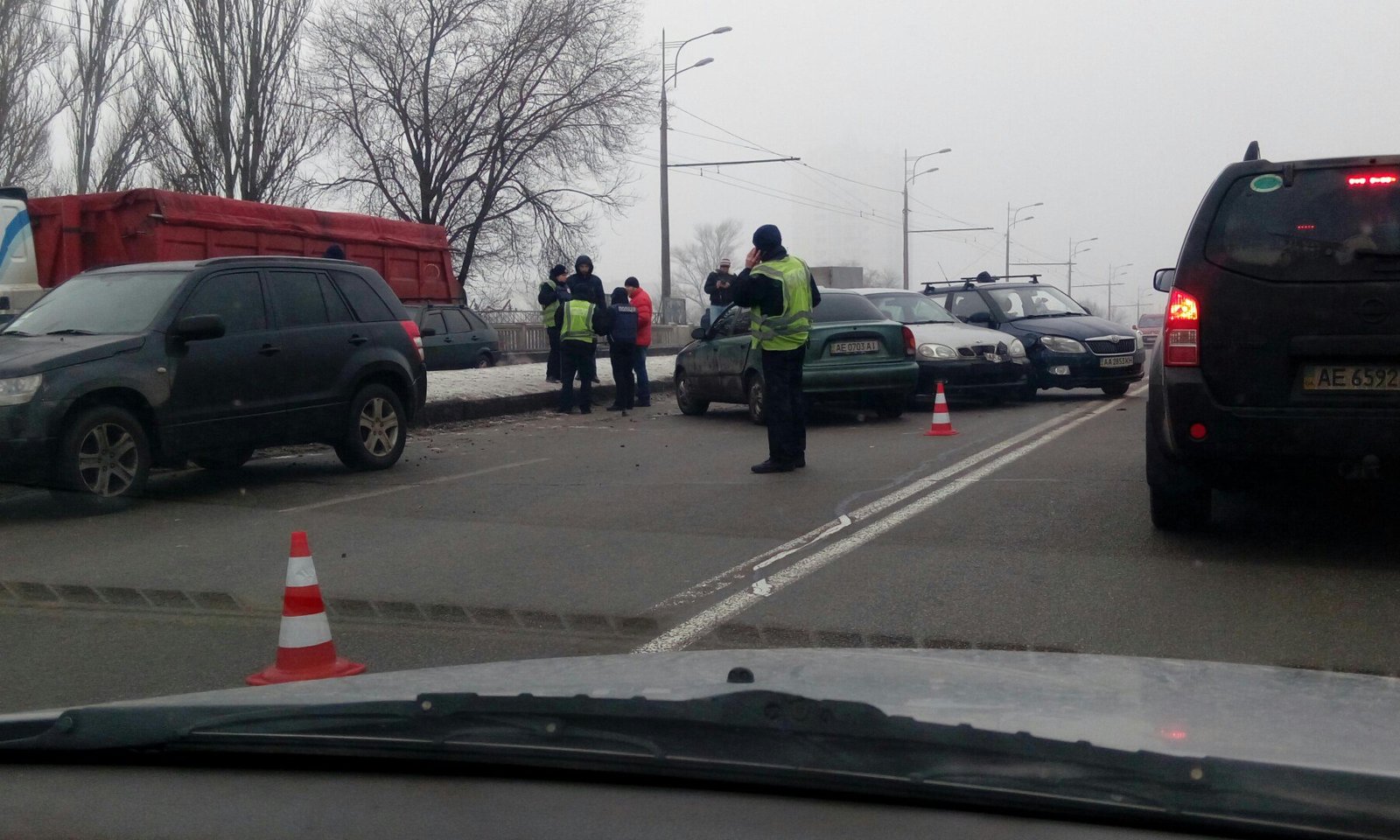 Серьезные ДТП на Слобожанском проспекте, в районе Нового моста и Нашей Правды: образовалась пробка (ФОТО) 11