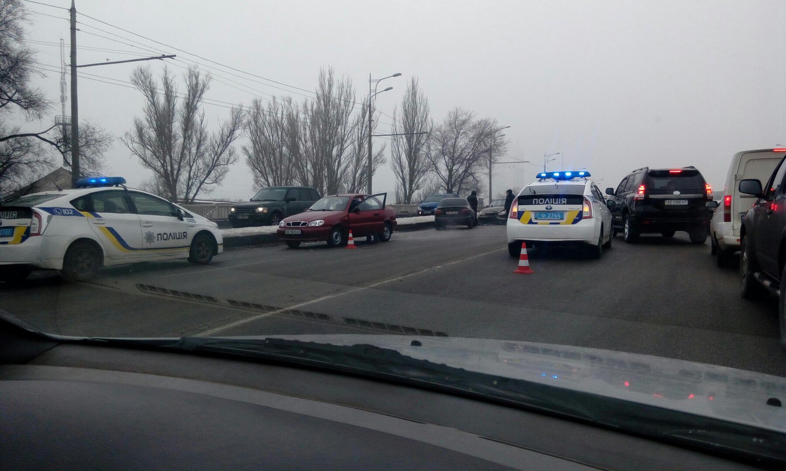 Серьезные ДТП на Слобожанском проспекте, в районе Нового моста и Нашей Правды: образовалась пробка (ФОТО) 13