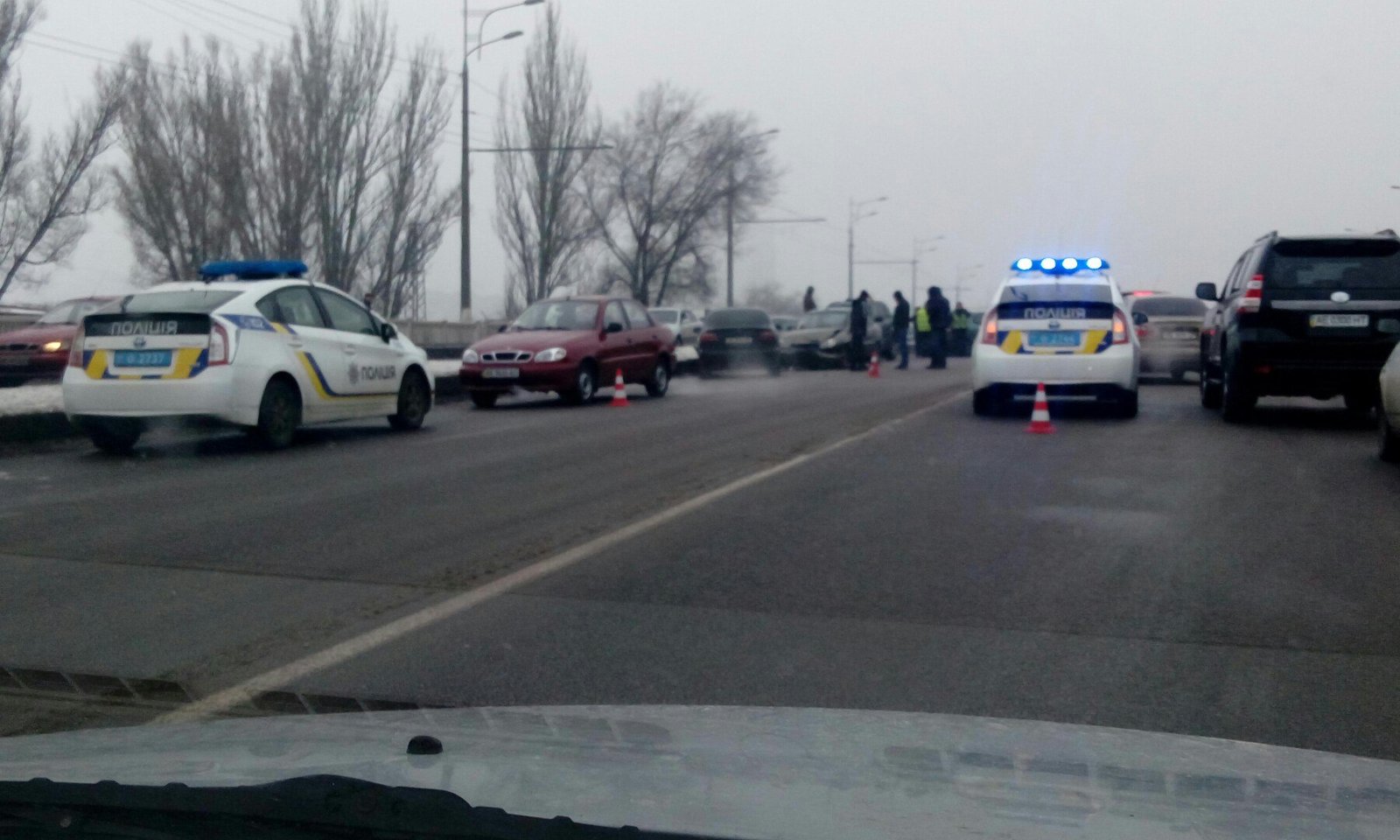 Серьезные ДТП на Слобожанском проспекте, в районе Нового моста и Нашей Правды: образовалась пробка (ФОТО) 15