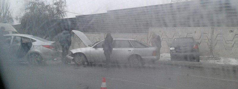 ДТП возле Кайдакского моста: образовалась пробка в сторону Речпорта (ФОТО) 1