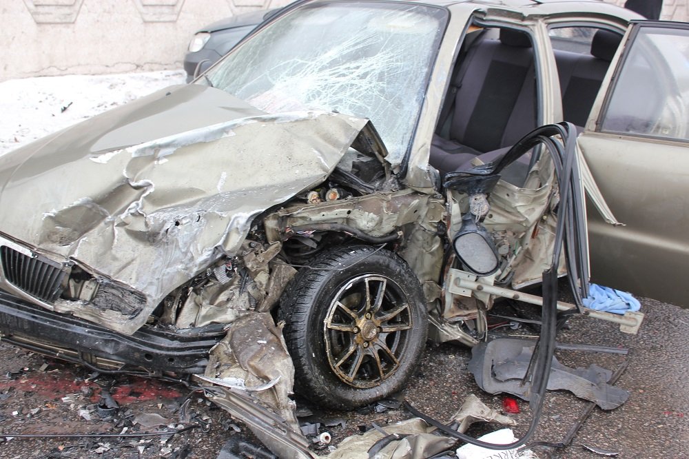 Возле Кайдакского моста столкнулись 4 машины: подробности (ФОТО) 5