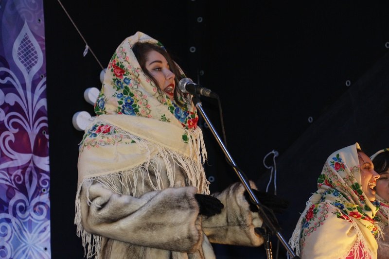 В парке Шевченко открылась новогодняя ёлка: как это было (ФОТО) 12