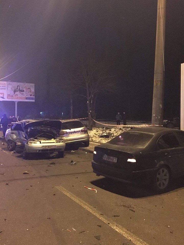 ДТП на Набережной: на большой скорости столкнулись три легковушки (ФОТО) 5