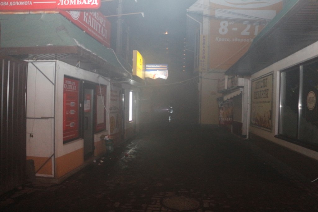 Ночной пожар на Воронцова: горели сразу три киоска (ФОТО) 4