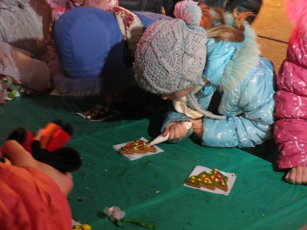 В Днепре впервые встретили Европейское Рождество (ФОТО) 4