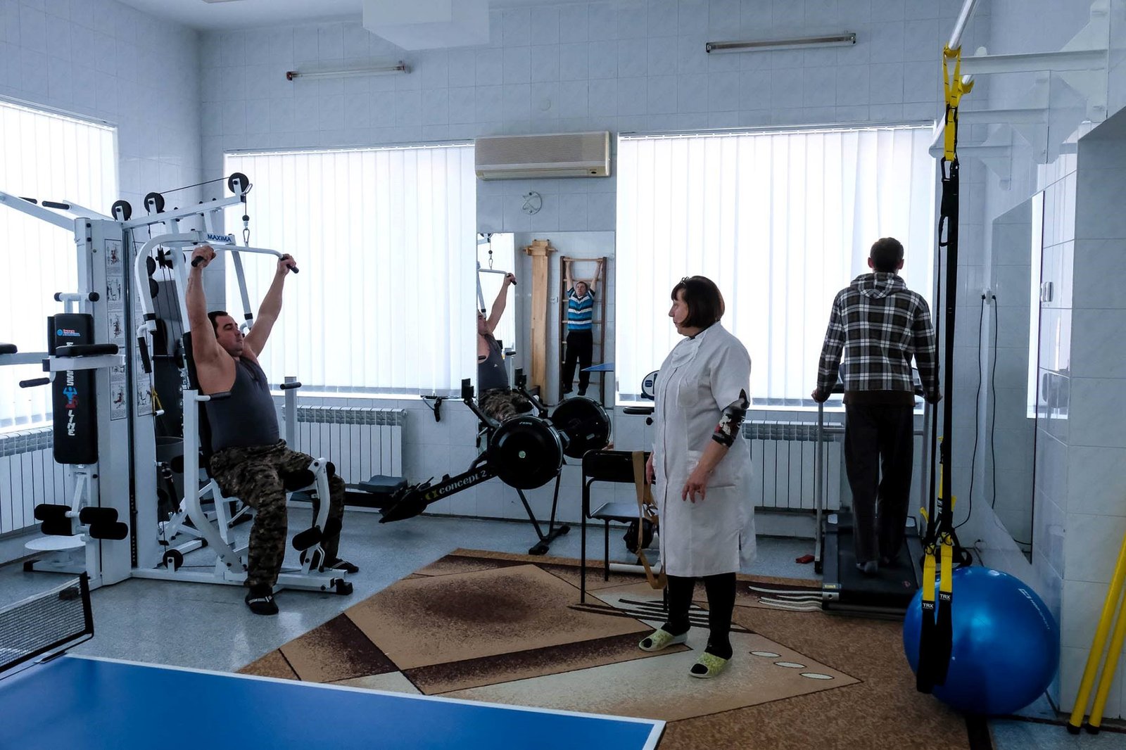 Год спустя: уникальный Центр реабилитации в Днепре продолжает спасать души и тела воинов АТО (ФОТО) 6