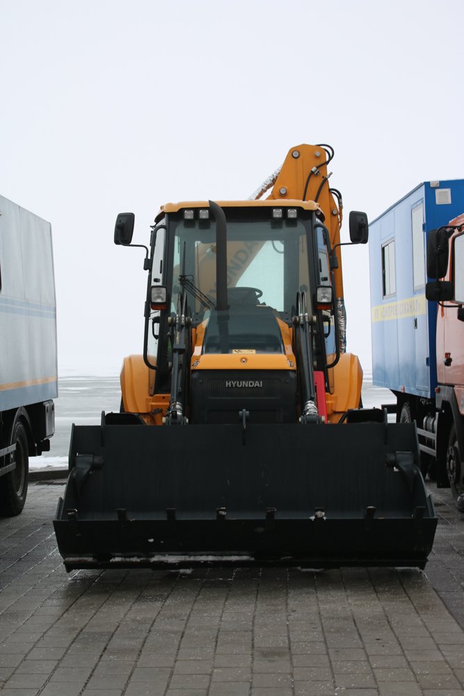 В Днепре показали новую коммунальную технику специального назначения (ФОТО) 5