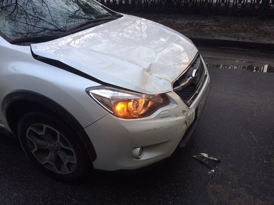 В центре Днепра столкнулись автобус и Subaru (ФОТО) 5