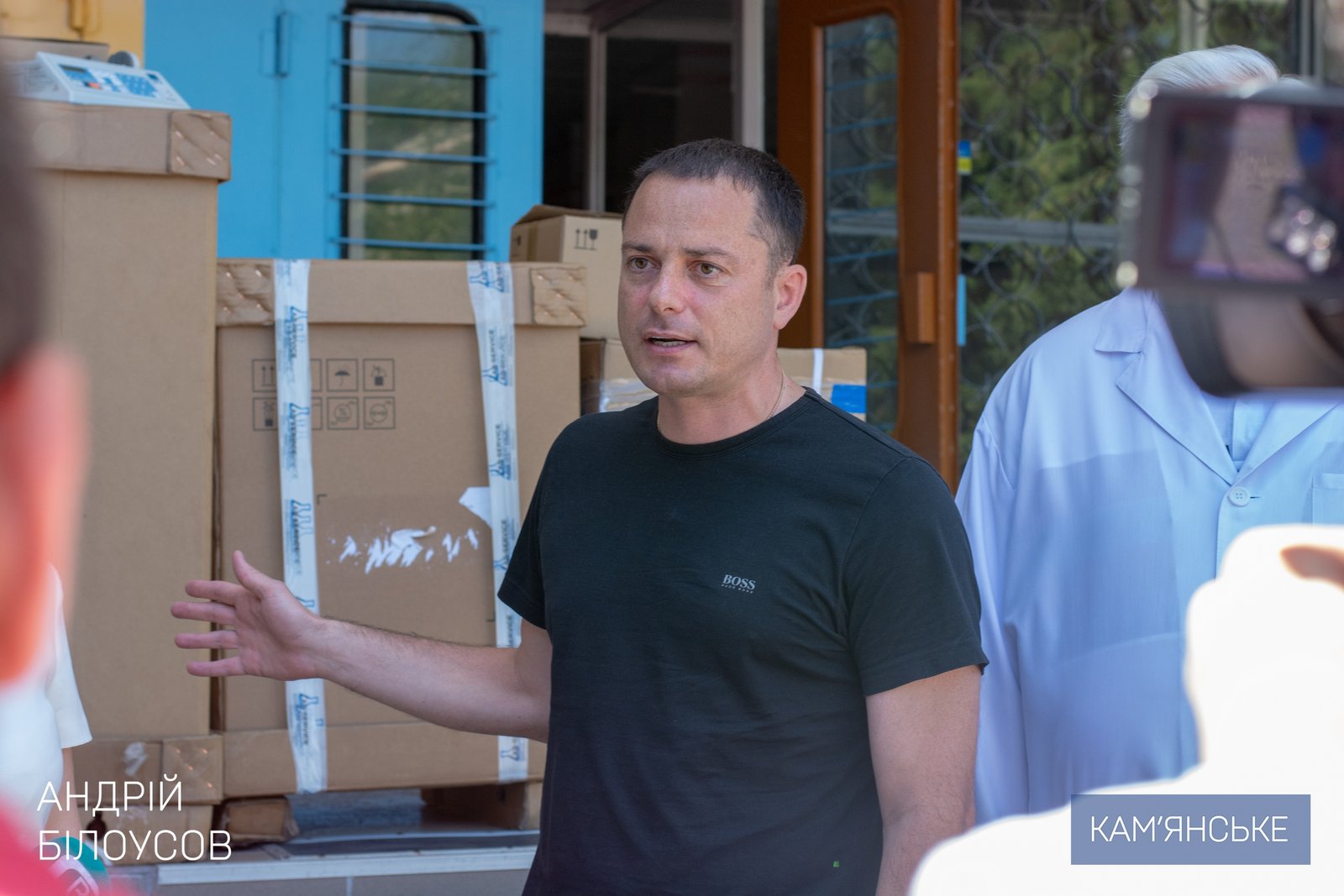 В 7-ю больницу Каменского доставили очередную партию медицинского оборудования 3