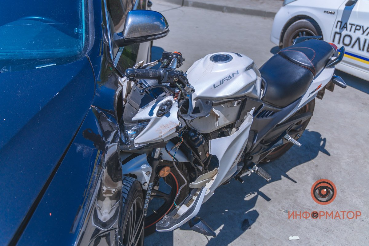 Lifan встрял в Skoda Lifan встрял в Skoda