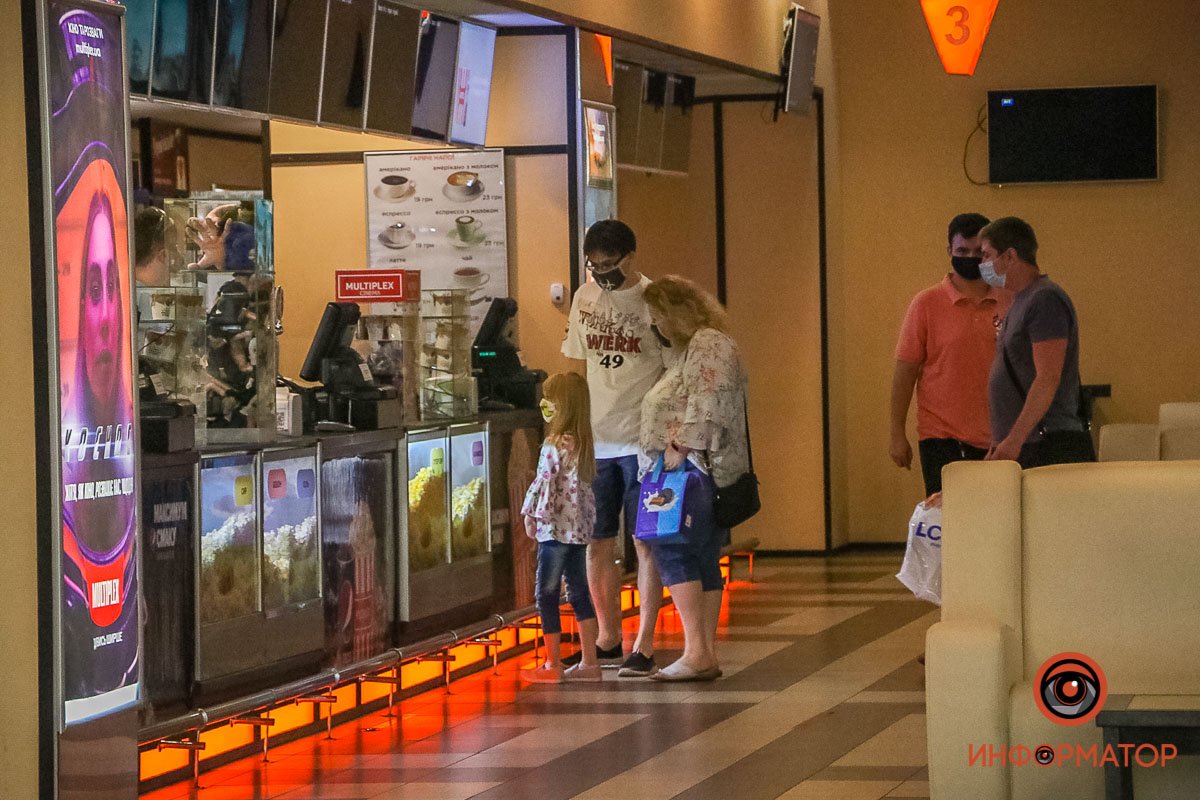 В Днепре заработали кинотеатры: что там происходит сейчас 6