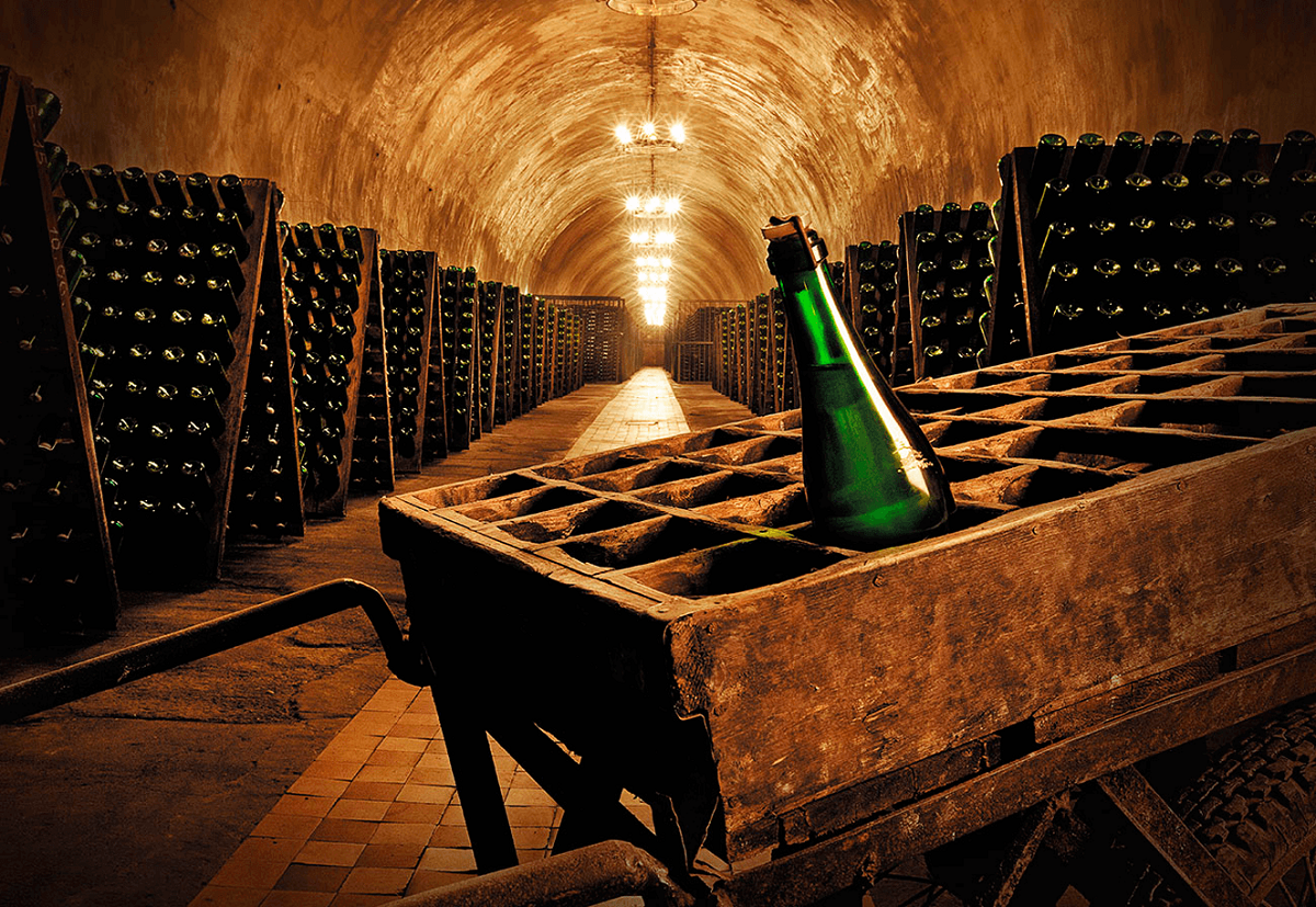 Гастро-тур для взрослых и живопись вином: ТОП мест, куда стоит пойти в Днепре на выходных 4