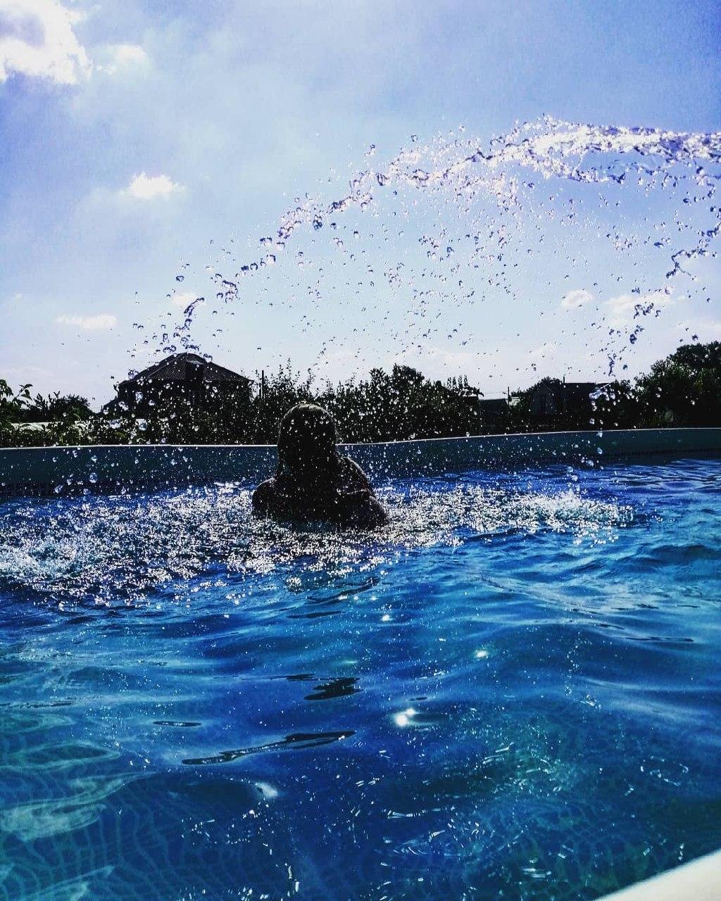 Лучшие летние фото девушек и парней Днепра в Instagram 17