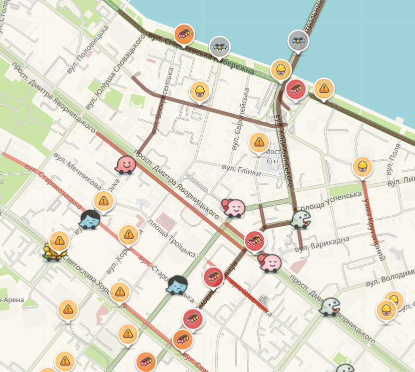 Весь центр города в пробках