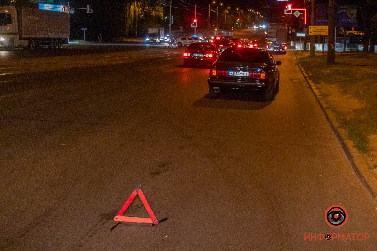 В Днепре на проспекте Богдана Хмельницкого BMW сбил 11-летнюю девочку 5