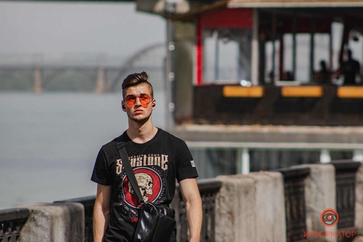 Только не оборачивайся...