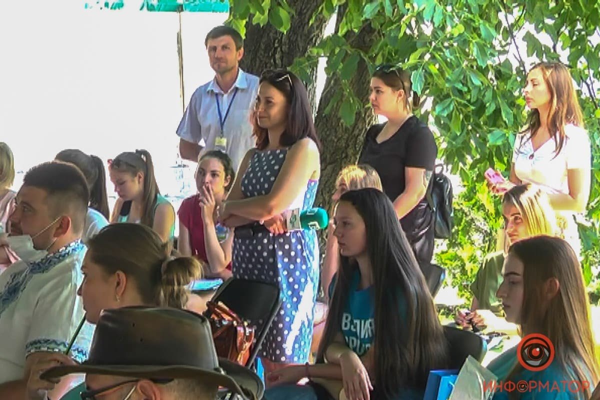 Святослав Олейник рассказал молодежи Днепра о том, как стать лидером 1