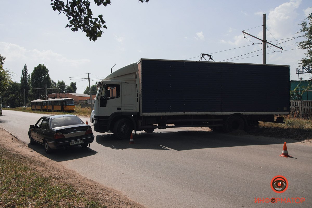 Iveco перегородил дорогу Iveco перегородил дорогу