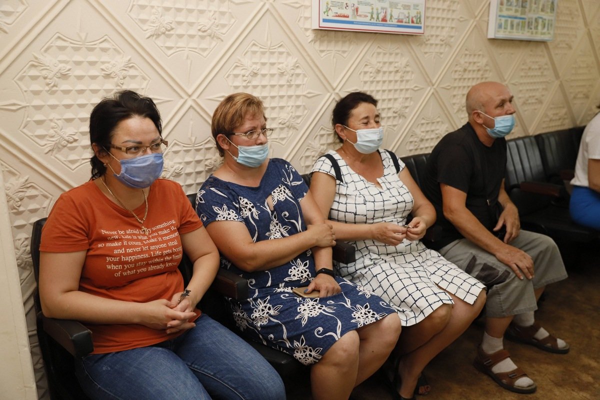 В Днепре для водителей и кондукторов провели тренинг по оказанию неотложной медицинской помощи в общественном транспорте 4