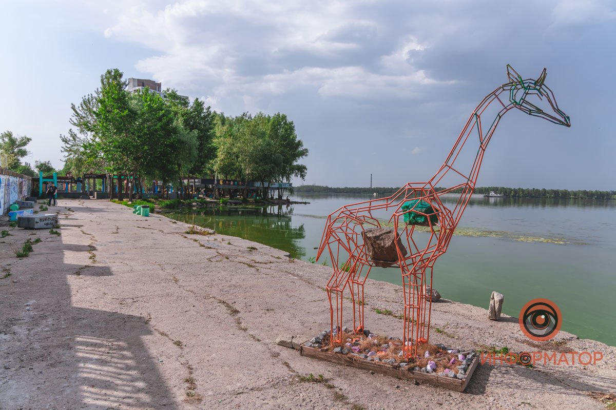 Йога, футбол и детский уголок: как выглядит креативный парк на набережной в Днепре 1
