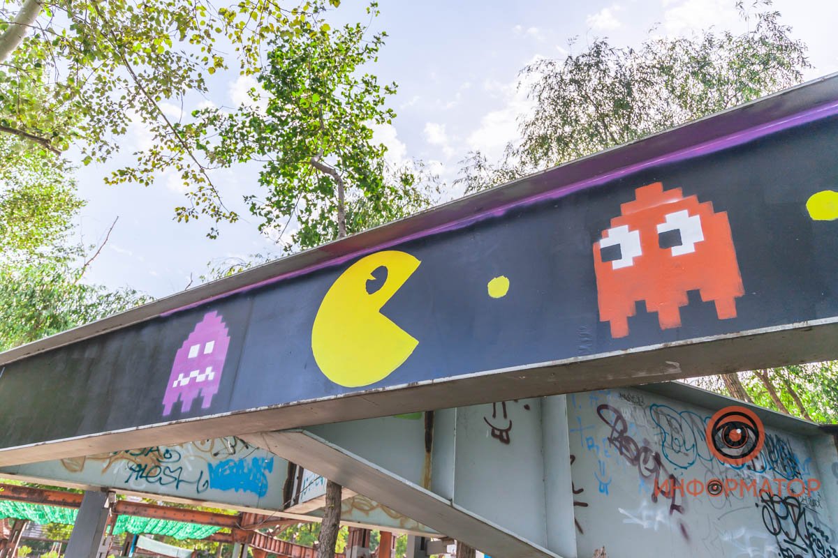 Йога, футбол и детский уголок: как выглядит креативный парк на набережной в Днепре 23