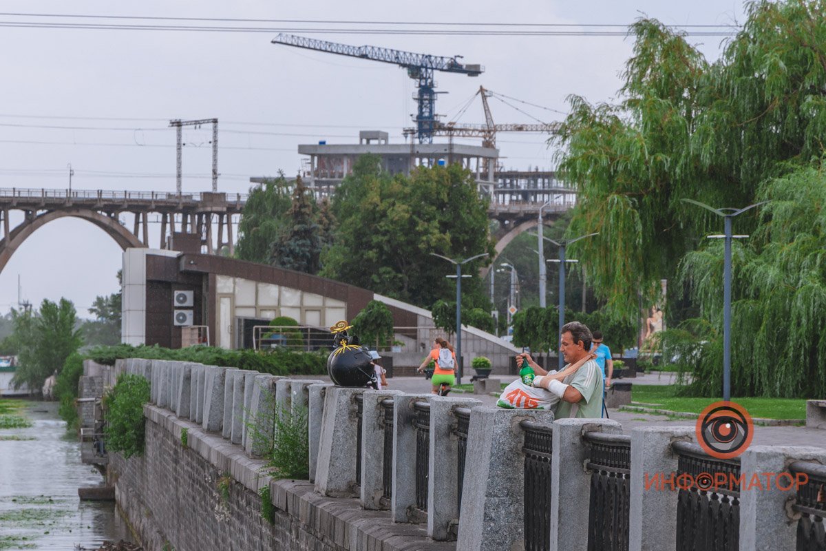 В Днепре прошел долгожданный дождь: свежие фото 7