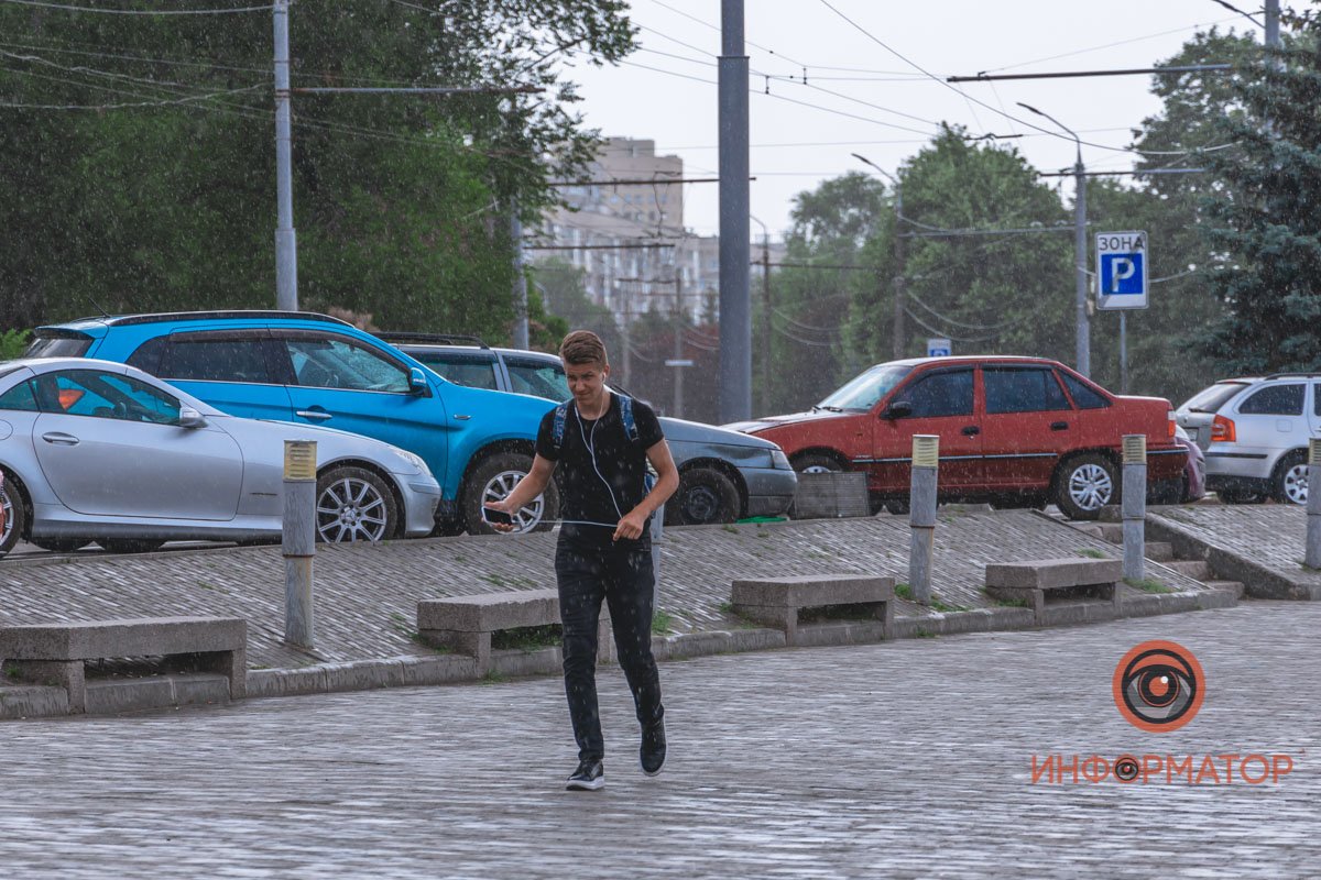 В Днепре прошел долгожданный дождь: свежие фото 11