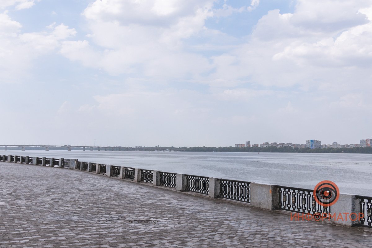 В Днепре прошел долгожданный дождь: свежие фото 15