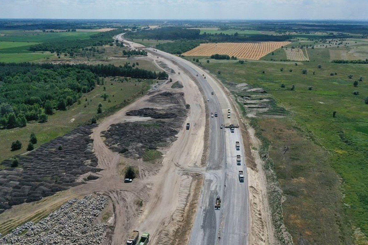 Как идет строительство автотрассы Днепр-Решетиловка-Киев 7