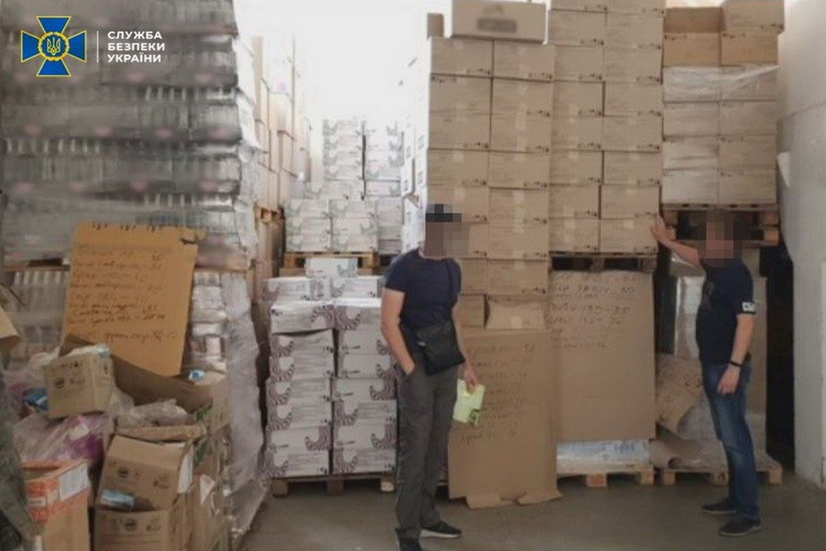 Экспортеры нелегально передавали товар в "Л/ДНР", при этом платили налоги террористам Экспортеры нелегально передавали товар в "Л/ДНР", при этом платили налоги террористам