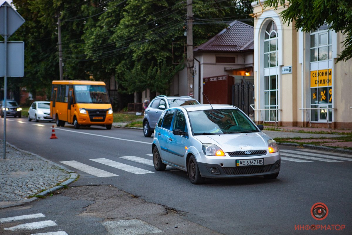 На месте работает полиция На месте работает полиция