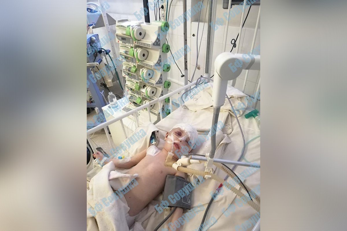 Девочка находится в реанимационном отделении детской больницы на Космической Девочка находится в реанимационном отделении детской больницы на Космической