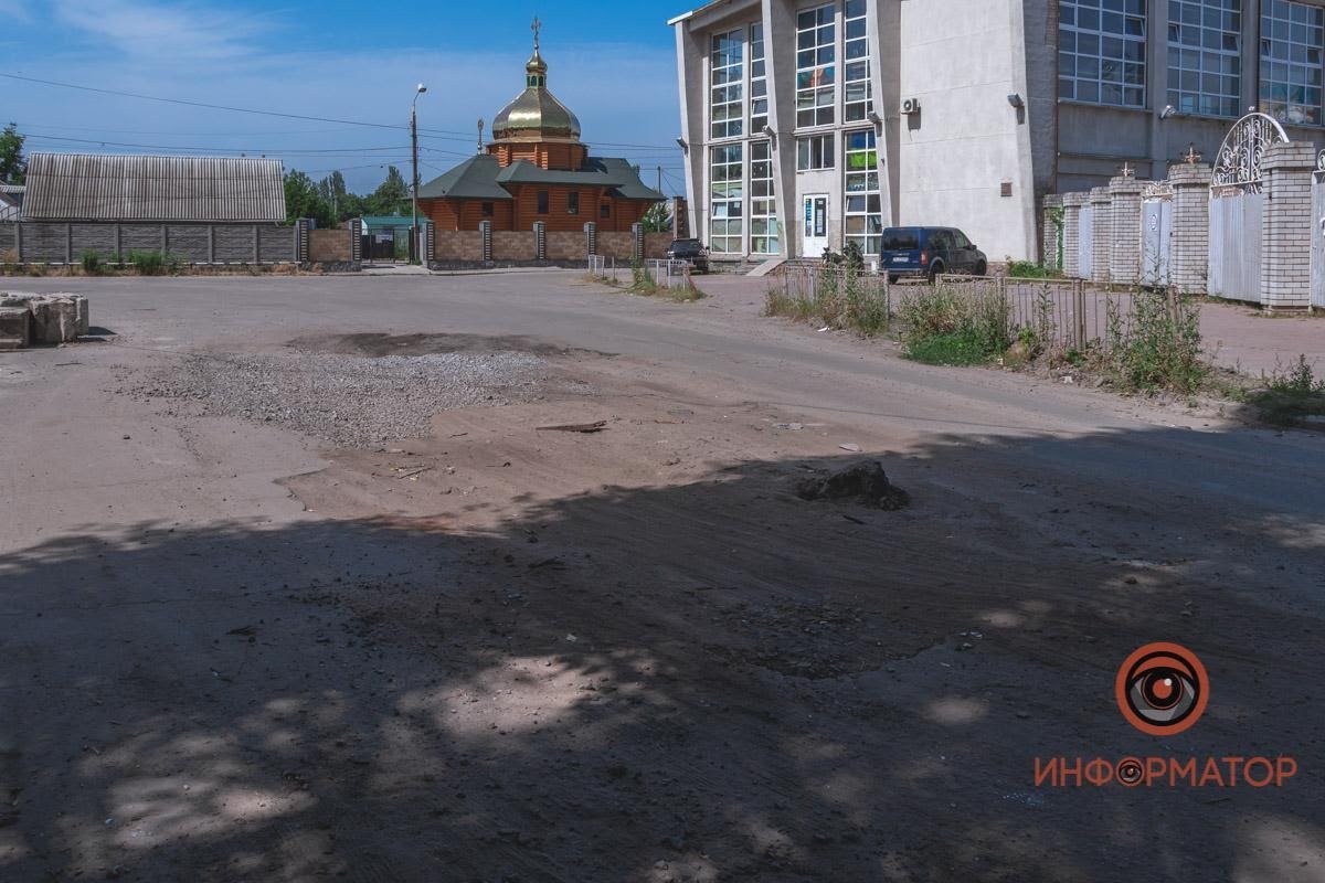 Выборы в Днепре: избиратели Абдулы Эльдарова мечтают о дорогах без ям 2